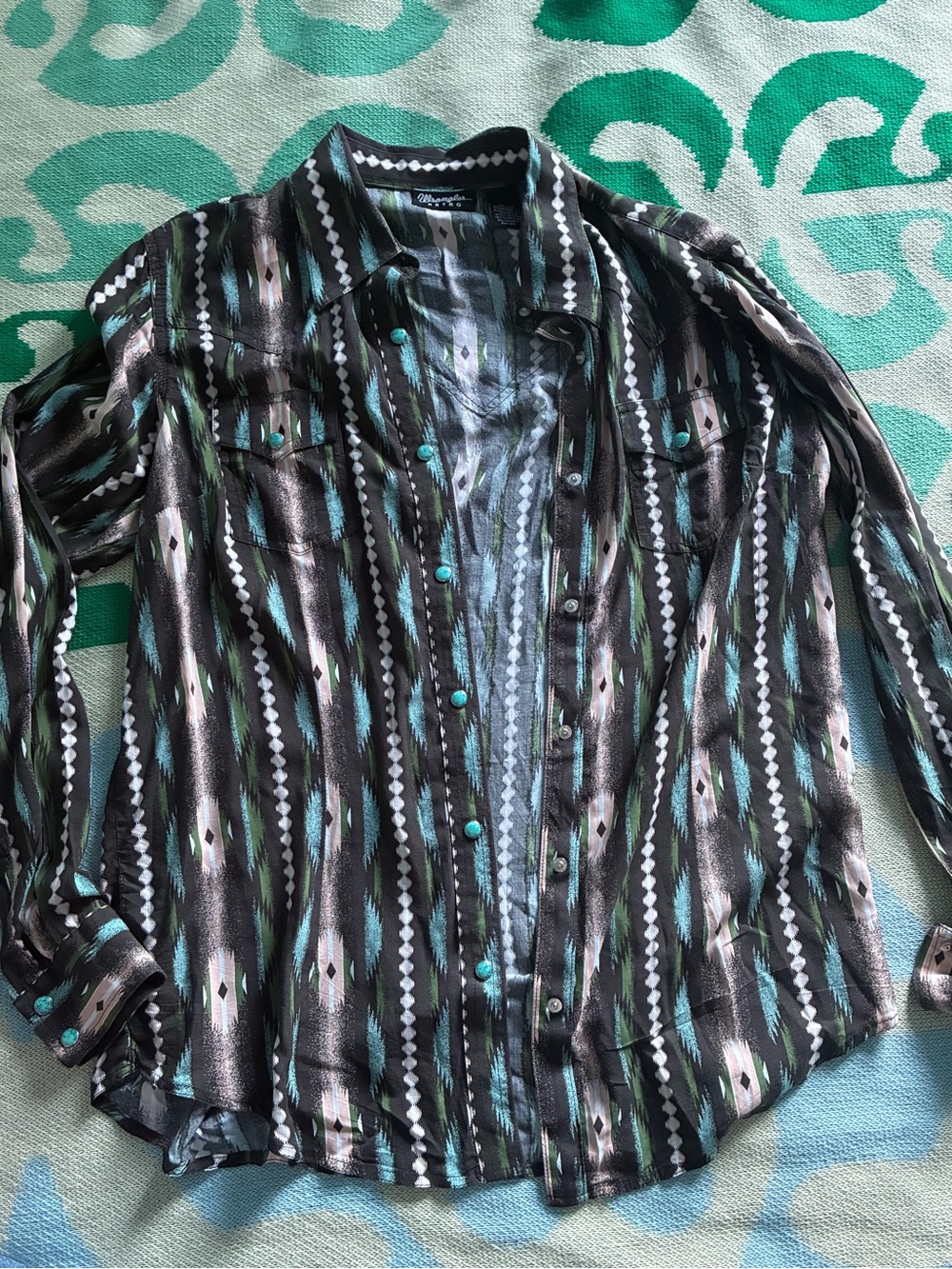 Wrangler Men's Black and Teal Patterned Lightweight Shirt Jacket
